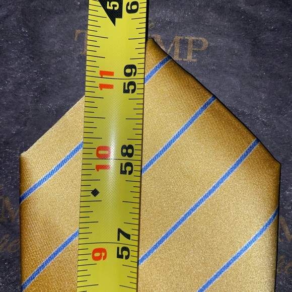 President Donald J Trump Signature Collection Tie - Picture 4 of 8